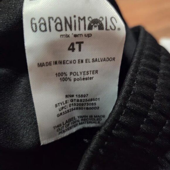 Garanimals shorts - Picture 2 of 2